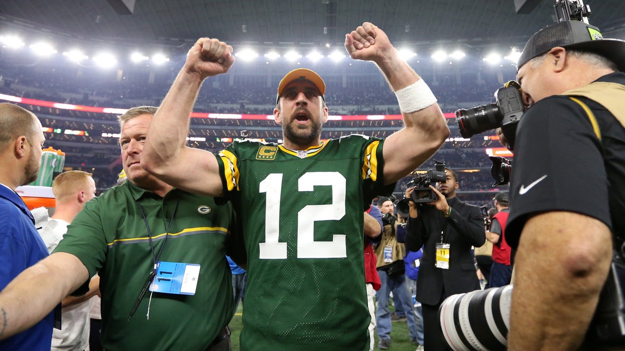StaTuesday: Packers' Rodgers among all-time best playoff QBs
